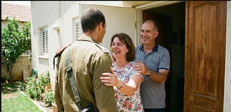 אירוח חייל בודד לחג: מדריך למשפחות מאמצות